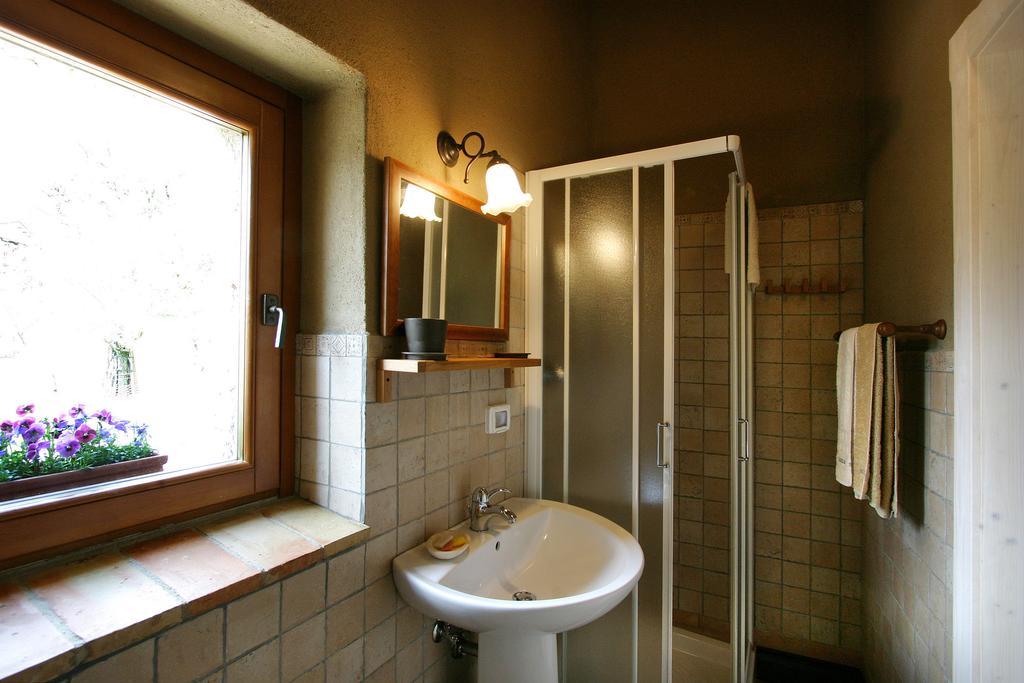 B&B Cascina Dell'Orso Castelsantangelo sul Nera Chambre photo